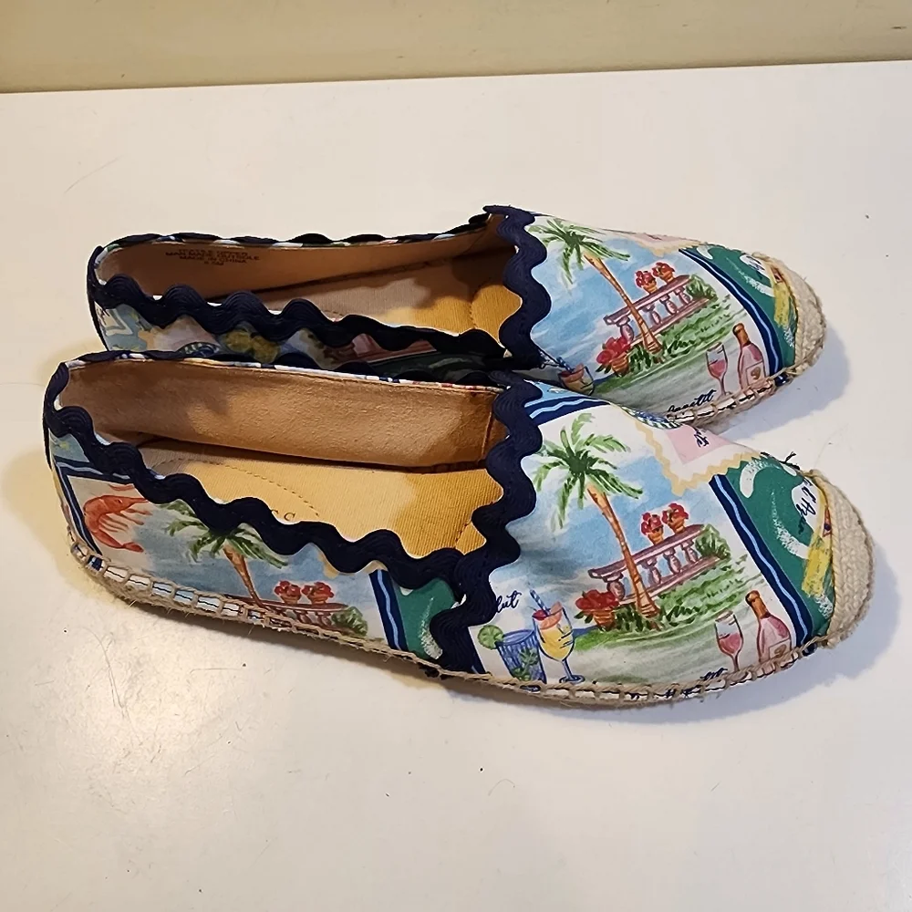TALBOTS Izzy Dorsay Scenic Tropical Print Espadrille Flats 6.5